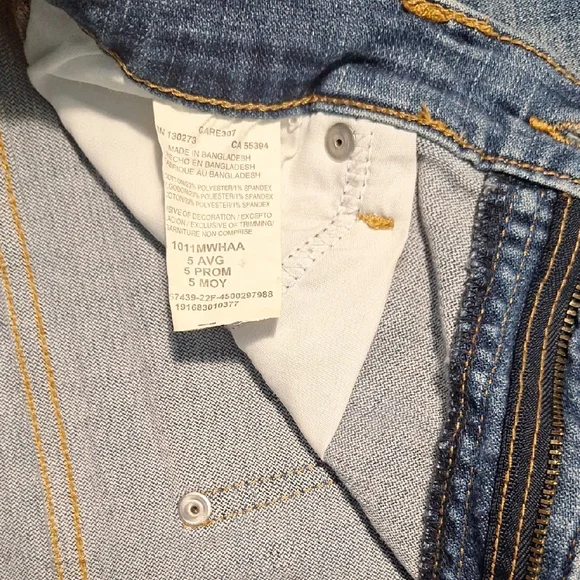 2 Pairs Of Wrangler Light Blue Denim Shorts - Picture 4 of 7